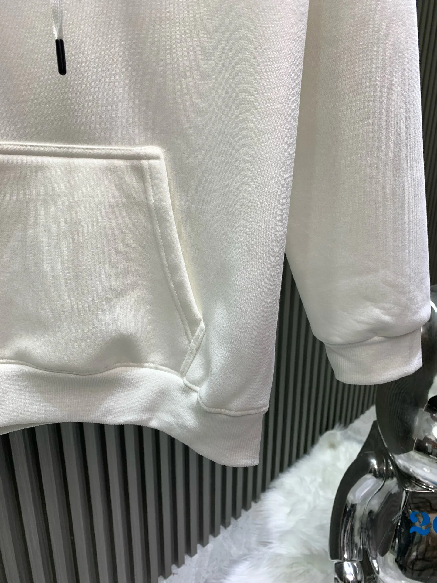 🅿️280 white